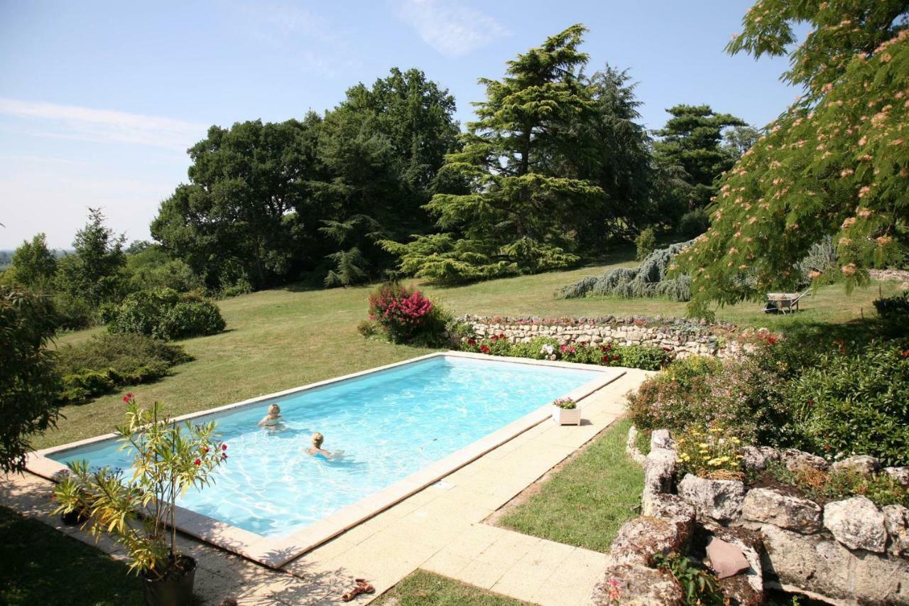 Bed and Breakfast Les 4 Elements St Emilion Branne  Exterior foto