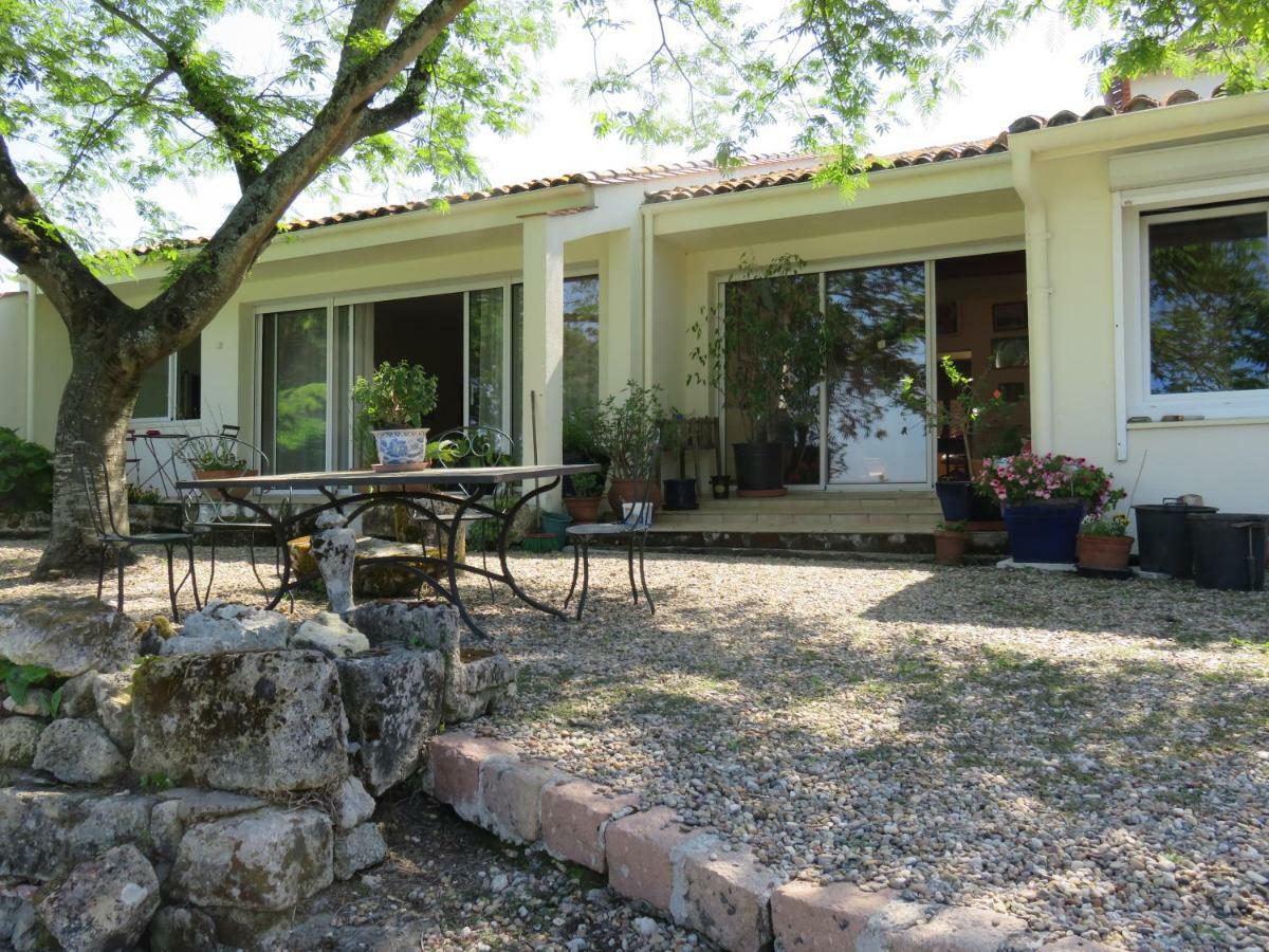 Bed and Breakfast Les 4 Elements St Emilion Branne  Exterior foto