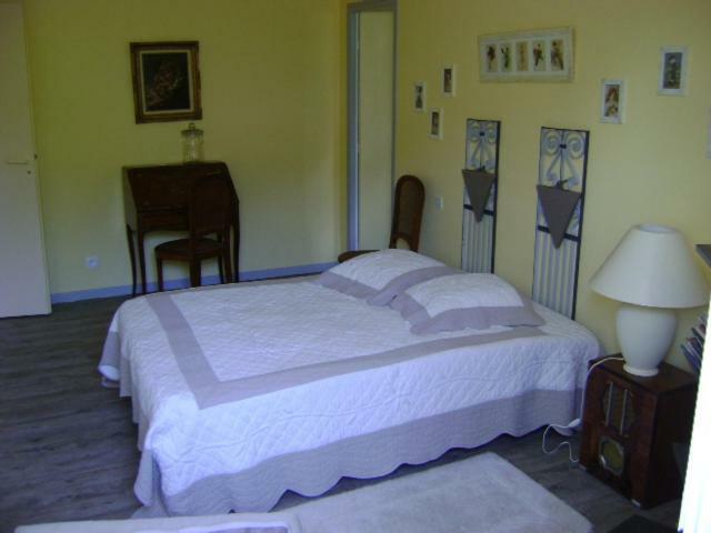 Bed and Breakfast Les 4 Elements St Emilion Branne  Exterior foto